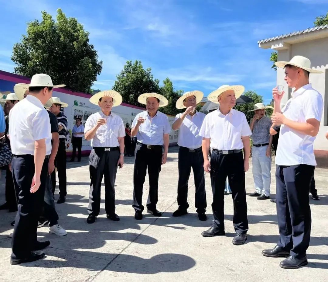 1661152240012.png blob.png