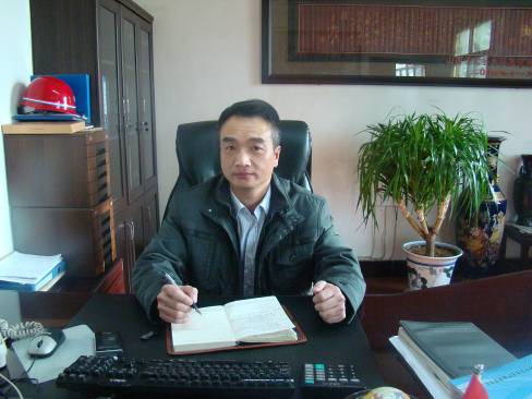 1972120172589940736.jpg 公司总经理李福忠先生恭祝全体职工新年快乐.jpg