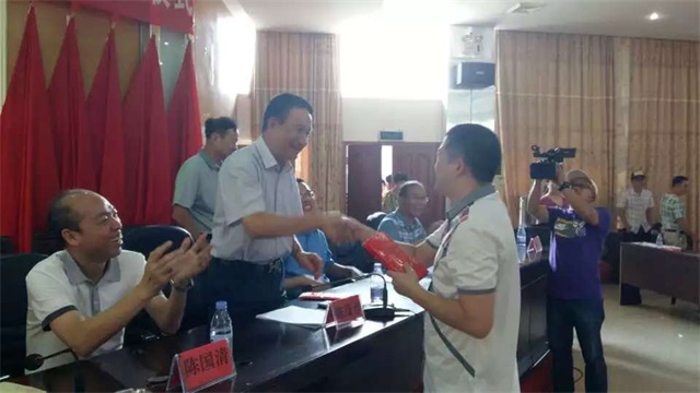 1537344840622.jpg Fl201508271057111928.jpg