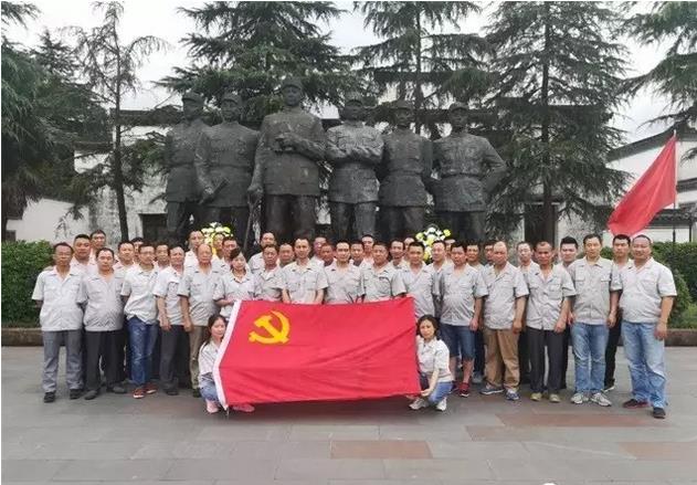 1545358056692.jpg 2017626162328176.jpg