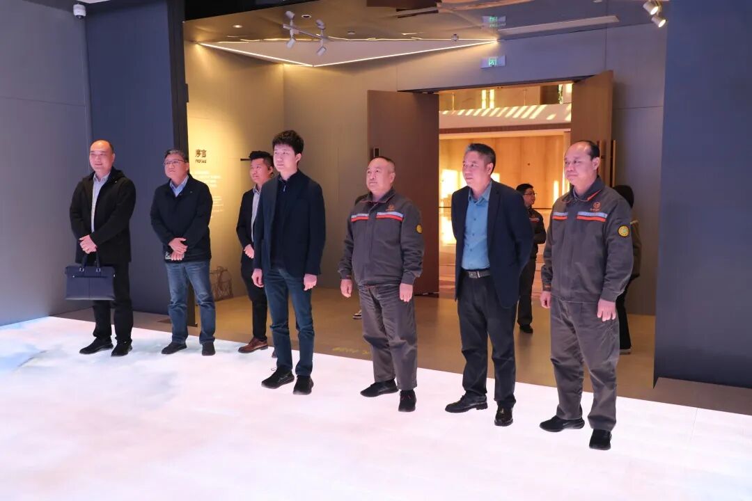 1996735896850128896.jpg 微信图片_2025-12-05_081739_674.jpg